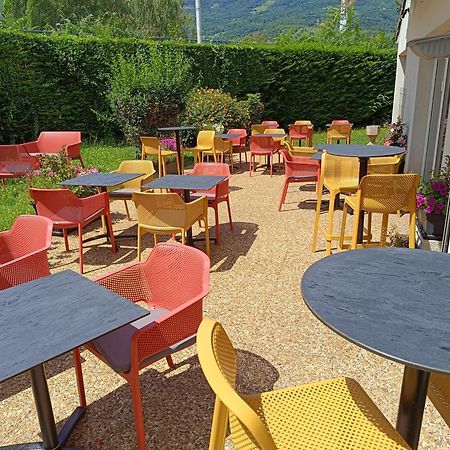 Campanile Grenoble Sud - Seyssins Hotel Exterior photo