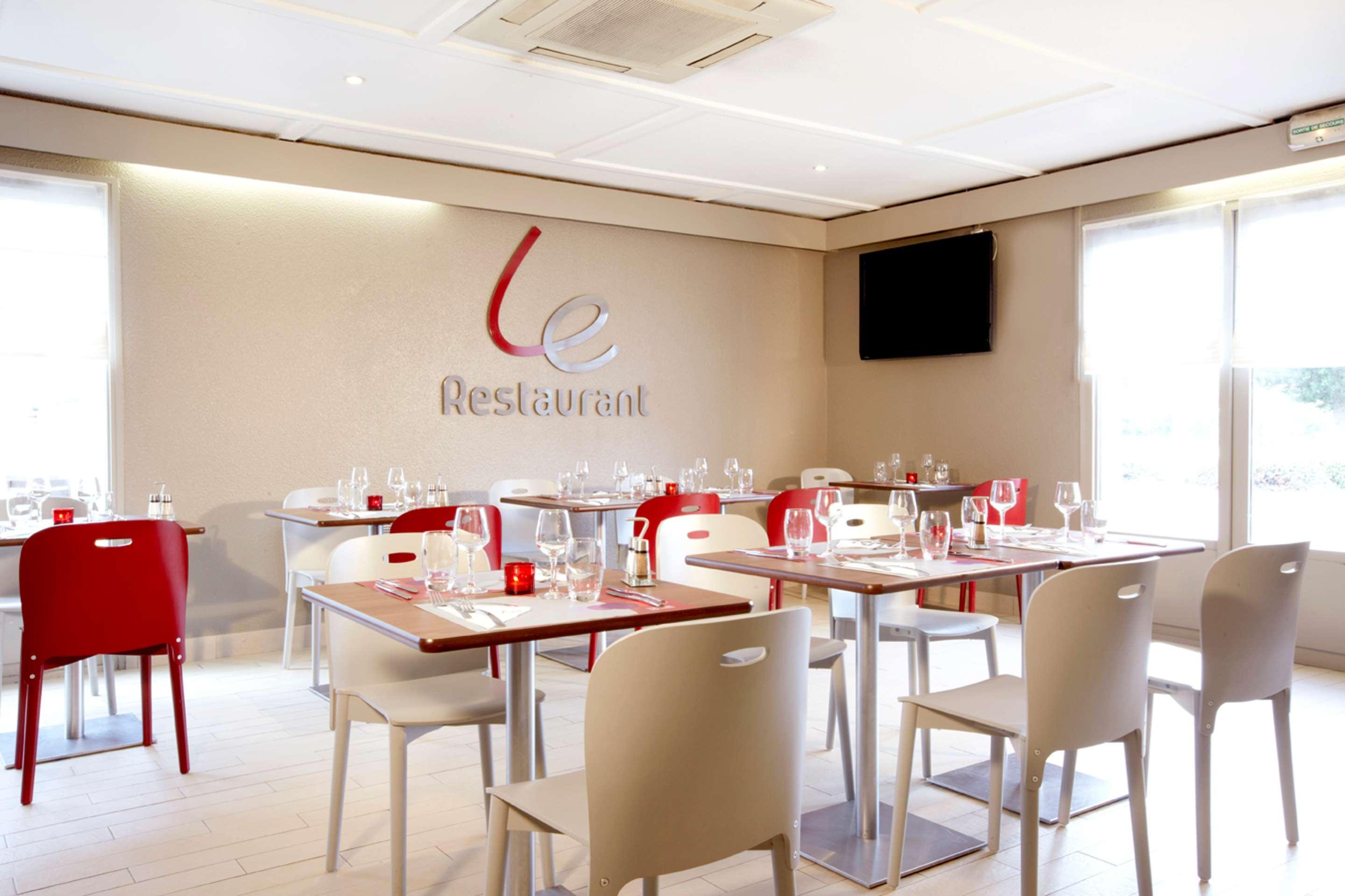 Campanile Grenoble Sud - Seyssins Hotel Exterior photo