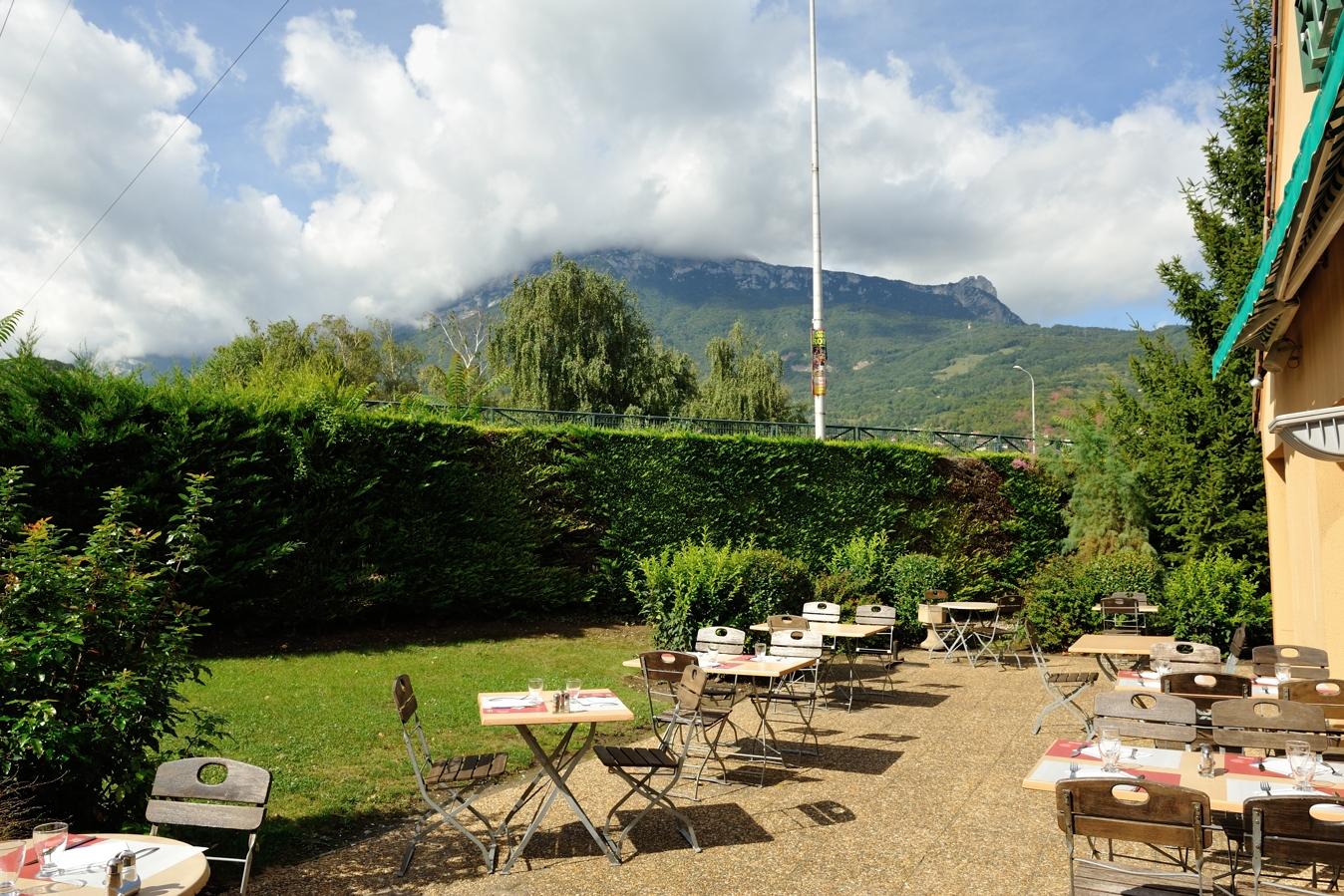 Campanile Grenoble Sud - Seyssins Hotel Exterior photo